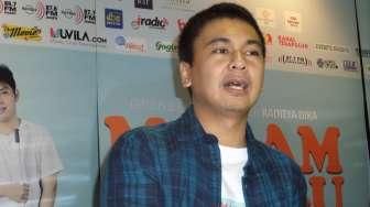 Film Terbaru Raditya Bersaing dengan Star Wars: The Force Awakens