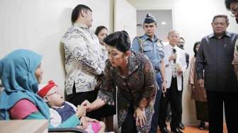 Presiden SBY meresmikan Rumah Sakit Ibu dan Anak di RSCM Jakarta, Selasa (9/9). [Rumgapres/Abror]