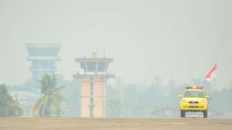 Penumpang Pesawat Turun 90 Persen Akibat Asap