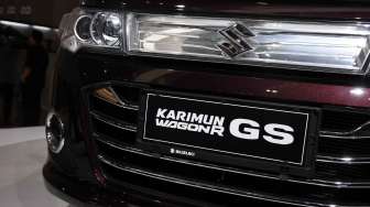 Suzuki meluncurkan varian baru Karimun, yaitu Wagon R GS di IIMS 2014, Jakarta Kamis (18/9). 