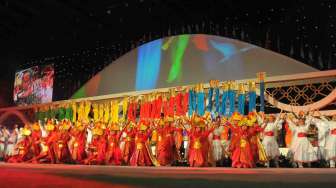 Pembukaan Musabaqah Tilawatil Quran (MTQ) Internasional di Palembang Convention Center, Sumsel, Selasa (23/9). [Antara/Feny Selly]