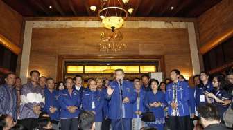 Ketua Umum Partai Demokrat Susilo Bambang Yudhoyono menggelar rapat kader Partai Demokrat secara tertutup di Hotel Sultan Jakarta, Selasa (30/9). [suara.com/Kurniawan Mas'ud]