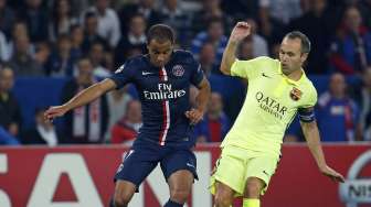 Iniesta Akui PSG Tampil Lebih Baik dari Barcelona