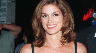 Cindy Crawford Pensiun