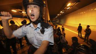 Polisi Penghajar Demonstran Hongkong Akan Dipecat