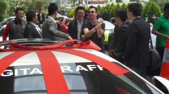 Raffi Ahmad Dihadiahi Lamborghini Rp12 Miliar