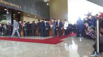 Para Menteri dan Ketua Partai Tiba di MPR