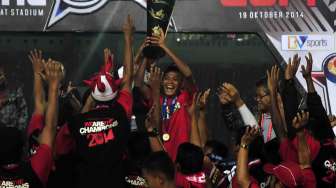Final Indonesian Super League U-21 di Stadion Si Jalak Harupat, Kabupaten Bandung, Jawa Barat, Minggu (19/10).