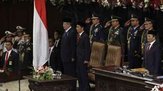 Joko Widodo dan Jusuf Kalla hari ini resmi menjadi Presiden dan Wakil Presiden Republik Indonesia periode 2014-2019 dalam sidang MPR yang di gelar hari ini di Jakarta, Senin (20/10). 