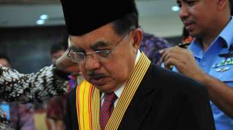 Sesi Foto Jusuf Kalla