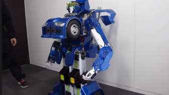 Wow, Robot Transformer Nyata Berhasil Dibuat