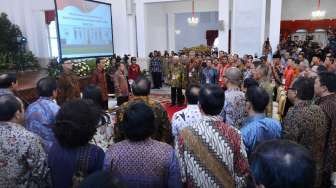 Presiden RI Joko Widodo (Jokowi) menghadiri acara Peresmian Pembukaan Rapat Koordinasi Nasional (Rakornas) Kabinet Kerja Tahun 2014, di Istana Negara, Jakarta, Selasa (4/11/2014). [SetPres/Cahyo]