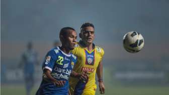 Persib dan Arema Masih Sama Kuat