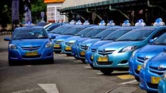 Perbandingan Tarif Bluebird vs Gocar vs GrabCar, Mana Lebih Murah?