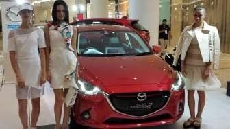 Desain Busana Ini Terinspirasi dari All New Mazda2