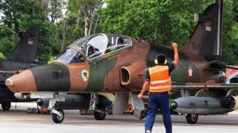 Skadron Hawk 12 Latihan Ngebom