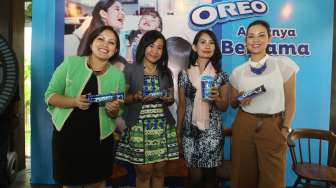 Gadget Bikin Keluarga &quot;Together But Alone&quot;