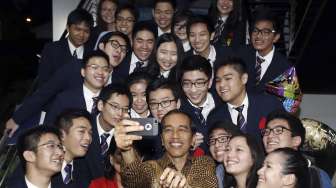 Foto &amp;quot;Selfie&amp;quot; Jokowi Diberitakan Media Luar Negeri