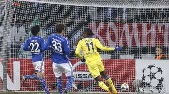 Cukur Schalke 5-0, Chelsea Juara Grup