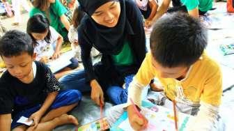 Komunitas Ini Cerdaskan Anak Lewat Buku