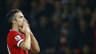 Van Persie Jawab Keraguan Van Gaal