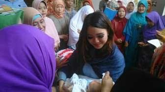 Winda Visca Gelar Akikah Anak Pertama