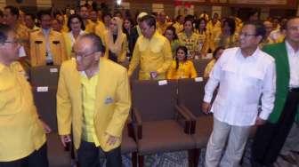 Keluarga Kecelakaan, Perwakilan Demokrat Batal ke Munas Golkar