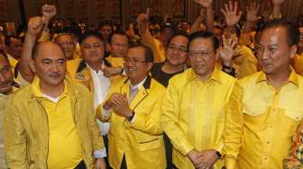 Pemerintah Diminta Tak Berpihak ke Golkar Ical dan Agung