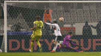 Tottenham Tumbang di Istanbul