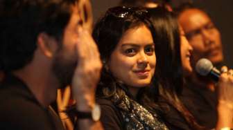 Ini Reaksi Eva Celia Saat Ditanya Soal Kehidupan Pribadi Sophia