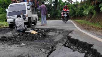 13 Alat Berat Dikerahkan di Lokasi Longsor Banjarnegara