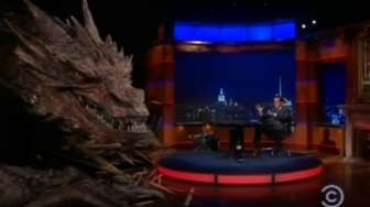 VIDEO: Wah, Presenter Terkenal Amerika Wawancarai Naga Raksasa
