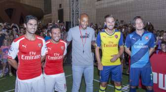 Wenger Yakin Henry Punya Kualitas untuk Melatih Arsenal