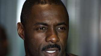 Bintang Film Avengers Idris Elba Positif Virus Corona