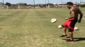 VIDEO: Wow, Lelaki Ini Jagonya Basket, Bola, Bisbol dan Golf