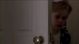 VIDEO: Ketika Film Home Alone Berubah Menjadi Horor