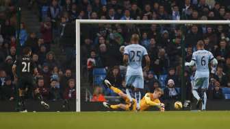 Ditahan Burnley, City Gagal Pangkas Jarak dari Chelsea