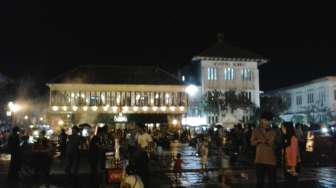 Asyiknya Wisata Malam di Kota Tua