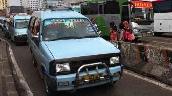 Tarif Angkot Tidak Turun