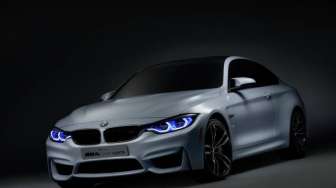 Ini BMW M4, Mobil Masa Depan Bermata Laser Biru