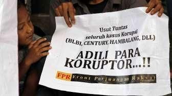 Aksi Topeng BW