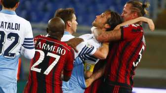 Soal Kartu Merah, Mexes Minta Maaf