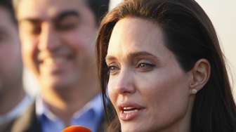 Angelina Jolie Kunjungi Pengungsi Yazidi di Irak