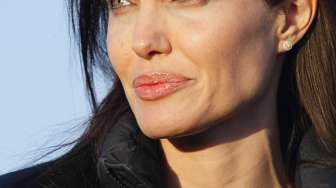 Angelina Jolie Temui Korban ISIS di Irak