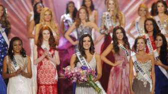 Paulina Vega terpilih menjadi Miss Universe (Reuters/andrew Innerarity)