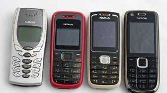 Mengapa Nokia 8210 Disukai Pengedar Narkotika Inggris?