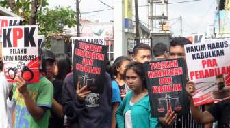 Jelang Sidang Praperadilan, Pendukung Komjen Budi Demo
