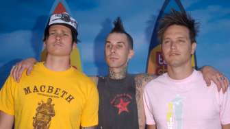 Blink-182: Vokalis Tom Delonge Digantikan Matt Skiba