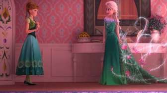 Putri Elsa dan Anna Kembali Tampil di "Frozen Fever"