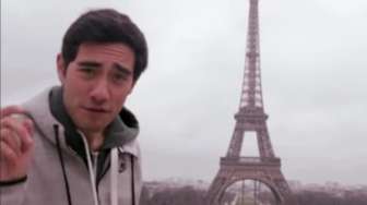 VIDEO: Gila, Lelaki Ini Pindahkan Menara Eiffel dengan Tangannya